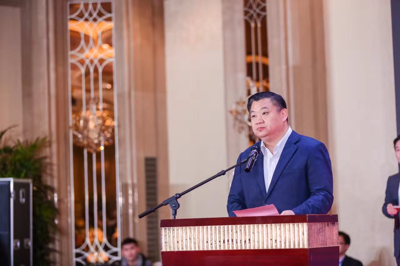 普陀区委常委,政法委书记黄庆伟致词